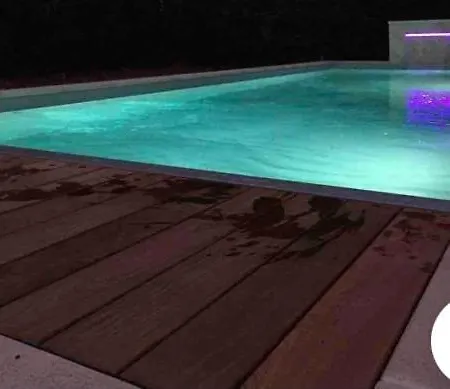 Les Du Maine Moutard Holiday home Arces-sur-Gironde