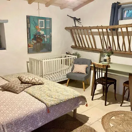 Holiday home Les Du Maine Moutard Arces-sur-Gironde